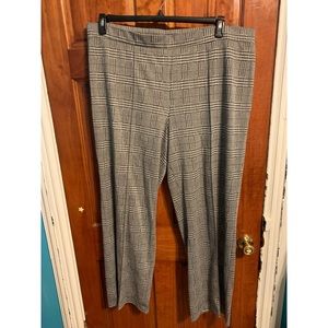 Isaac Mizrahi Gray & White High Rise Capri Pants 2X